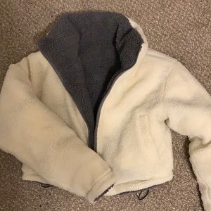 SOLD reversible borg/fleece cropped puffer jacket